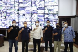 Manajemen Persebaya Temui Wali Kota Eri Cahyadi