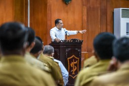 Pemkot Surabaya Perkuat Layanan Adminduk Di Kelurahn