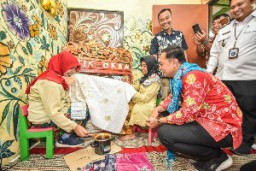 Wali Kota Eri Kebut Sektor Ekonomi dan Pariwisata Lewat Kampung Batik
