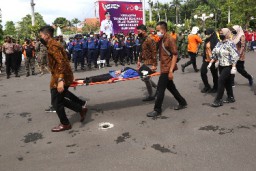 Hari Kesiapsiagaan Bencana, Pemkot Surabaya Gelar Apel hingga Simulasi Pena