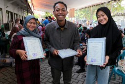 Pemkot-Baznas Surabaya Kembali Tebus Ijazah