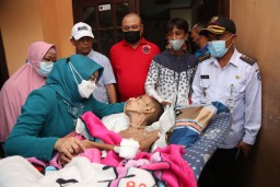 Gerak Cepat Pemkot Surabaya Bantu Mantan Atlet Timnas Sakit Kronis