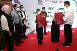 Wali Kota Eri Ingatkan Siswa MBR Lebih Giat Belajar