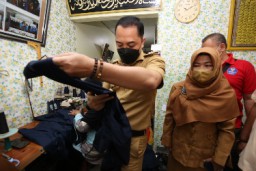 Walikota Dukung UMKM Konfeksi Surabaya