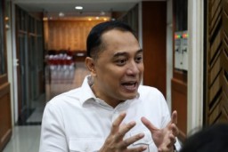 Ekonomi Surabaya Tumbuh Melesat 5,76 Persen Tertinggi di Jatim, Kemiskinan Ikut Turun