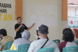 Pemkot Surabaya Fasilitasi Modal untuk Tokel MBR