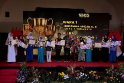 Walikota Eri Cahyadi Kukuhkan Bunda Literasi Surabaya