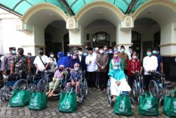 Walikota Eri Cahyadi Sholat Jum'at Di Masjid Nurul Iman
