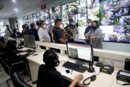 Command Center 112 Surabaya jadi Percontohan Nasional