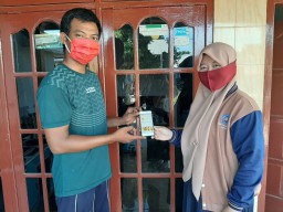 Memanfaatkan Media Sosial untuk Mempromosi Produk UMKM Warga
