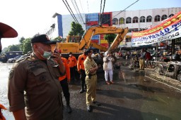 Pasar Turi Baru Resmi Dibuka, Pemkot Surabaya Bongkar TPS