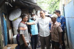 Pemkot Surabaya Merelokasi Ratusan KK