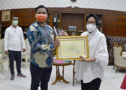 Risma: Terimakasih, Selama 10 Tahun Saya Berkarya dengan Tenang