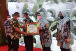 Sebanyak 288 Sekolah di Surabaya Sudah Raih Penghargaan Adiwiyata