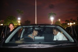 Walikota Eri Serahkan 11 Mobil Ooerasional kePolrestabes Surabaya