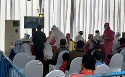 Dukung Pemkot Cegah Penyebaran Covid-19, Antusias Warga Ikuti Rapid Test Be