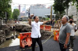 Wali Kota Eri Cahyadi Imbau Setiap Rumah Bangun Saluran
