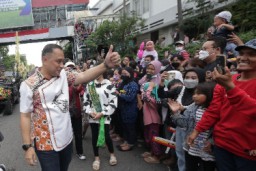 Puaskan Dahaga Masyarakat Surabaya Vaganza Dibanjiri Penonton