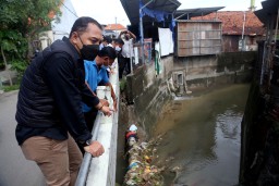 Walikota Eri Bikin Dua Bozem Hingga Tinggikan Jembatan