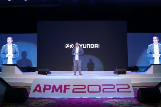 Hyundai Motors Indonesia (HMID) menghadirkan kampanye global terbaru “Hyundai Continue” di ajang Asia Pacific Media Forum (APMF) pada 20 - 21 Oktober 2022, di Bali Nusa Dua Convention Center. (Tim)