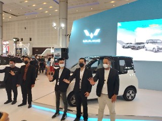 Wuling Air ev Diluncurkan oada ajang GIIAS Surabaya 2022, Rabu 14 September 2022 (Bachan)