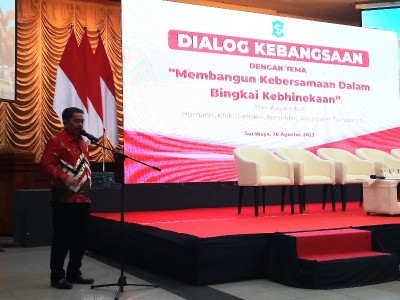 Hoslih Abdullah, Ketua Forum Pembauran Kebangsaan Kota Surabaya saat memberikan sambutan. /Foto: Amar