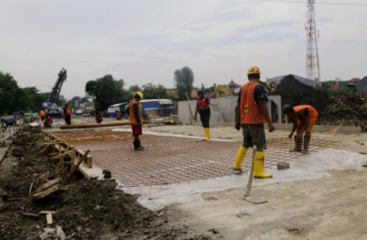 Pemkot Surabaya Lanjutkan Pengerjaan Box Culvert Jalan Raya Babat Jerawat-Benowo Tahun 2024