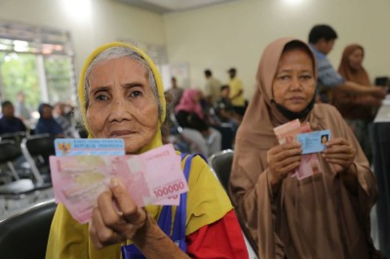 Penyaluran BLT Permakanan Surabaya Periode Januari 2024 Capai 100 Persen