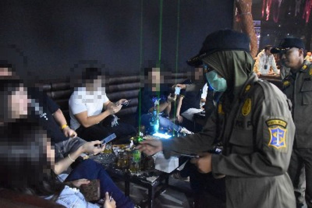 Kembali Gelar Razia Gabungan, Satpol PP Surabaya Dapati 5 Orang Positif Narkoba