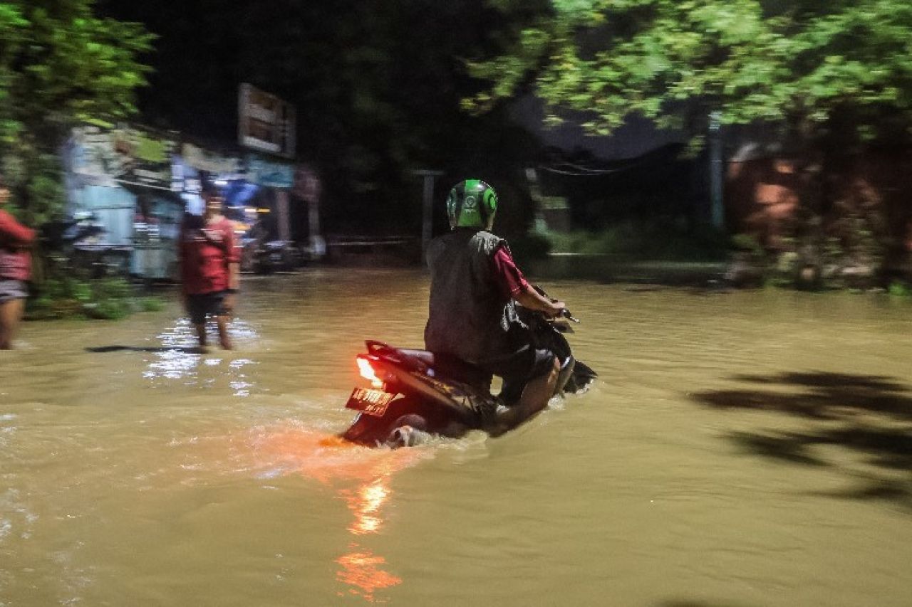 Belasan Tahun Dilanda Banjir Kiriman, Wali Kota Eri Atur Strategi Segera buatkan Tanggul