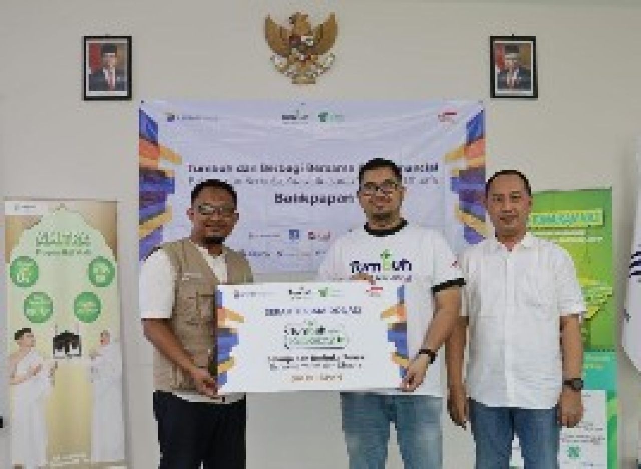 Berbagi Kebahagiaan di Bulan Suci Ramadhan,  FIFGROUP Gelar Program CSR Tumbuh-kan Kebaikan