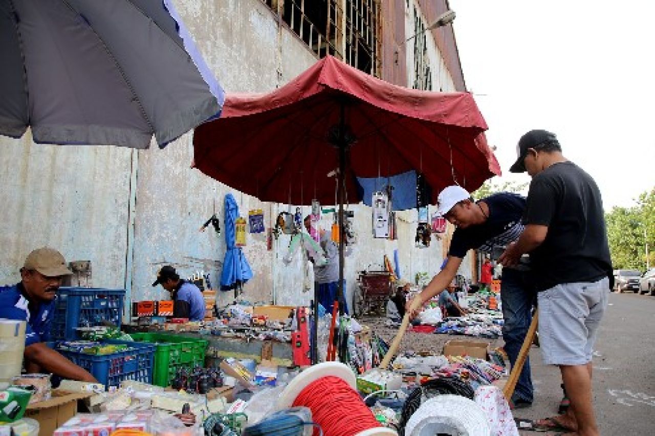 Tata Kawasan Ampel, Pemkot Surabaya Relokasi Pedagang  ke Kalimas Timur