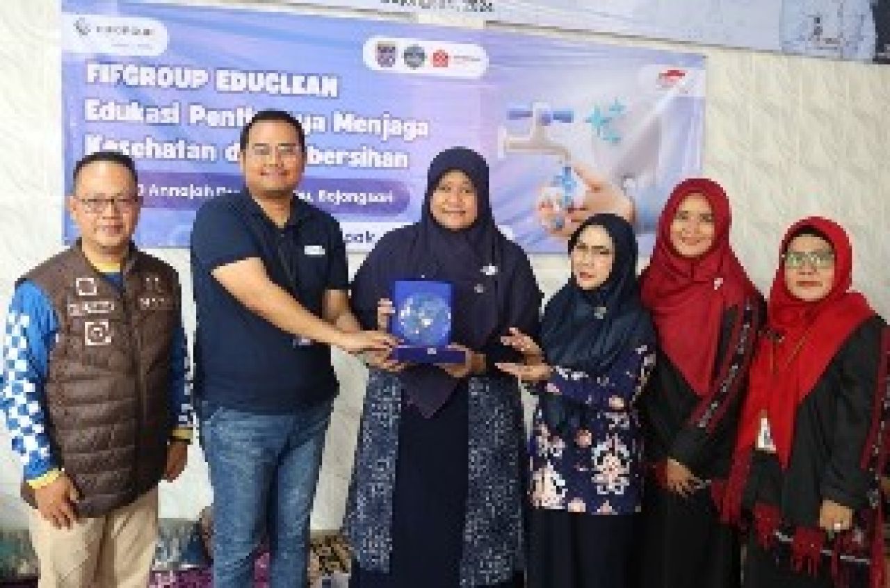 Aksi FIFGROUP untuk Anak Sehat, Educlean di Kampung Berseri Astra (KBA) Bojongsari