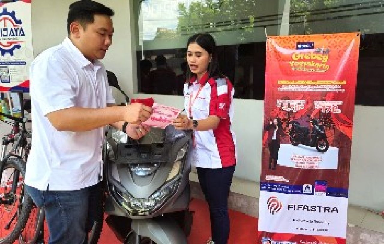 FIFGROUP Grebeg Cabang Yogyakarta menawarkan berbagai program promo dan keseruan bagi para pengunjung dan pelanggan setia yang diselenggarakan di Kantor Cabang FIFGROUP Sleman II mulai dari tanggal 24 Agustus sampai dengan 26 Agustus 2024. /Foto: tim