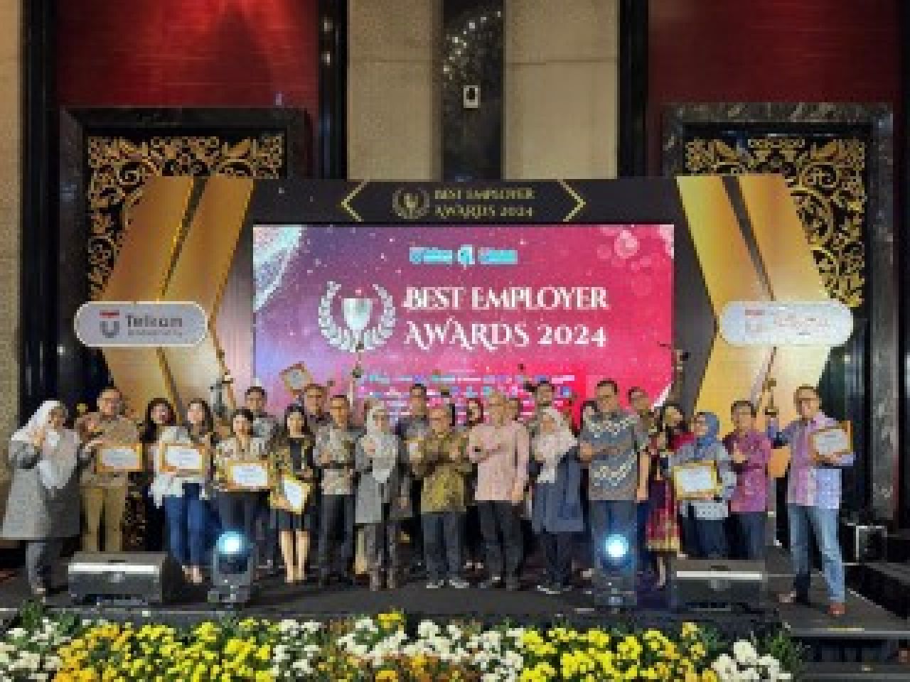 FIFGROUP Terpilih Menjadi Top 5 Graduate Employer Award 2024