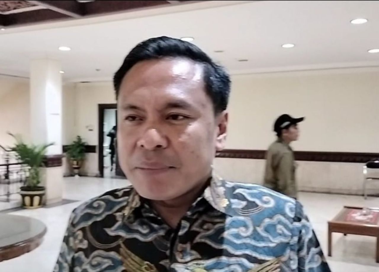 Arif Ffathoni Wakil Ketua DPRD Kota Surabaya. (Amar)