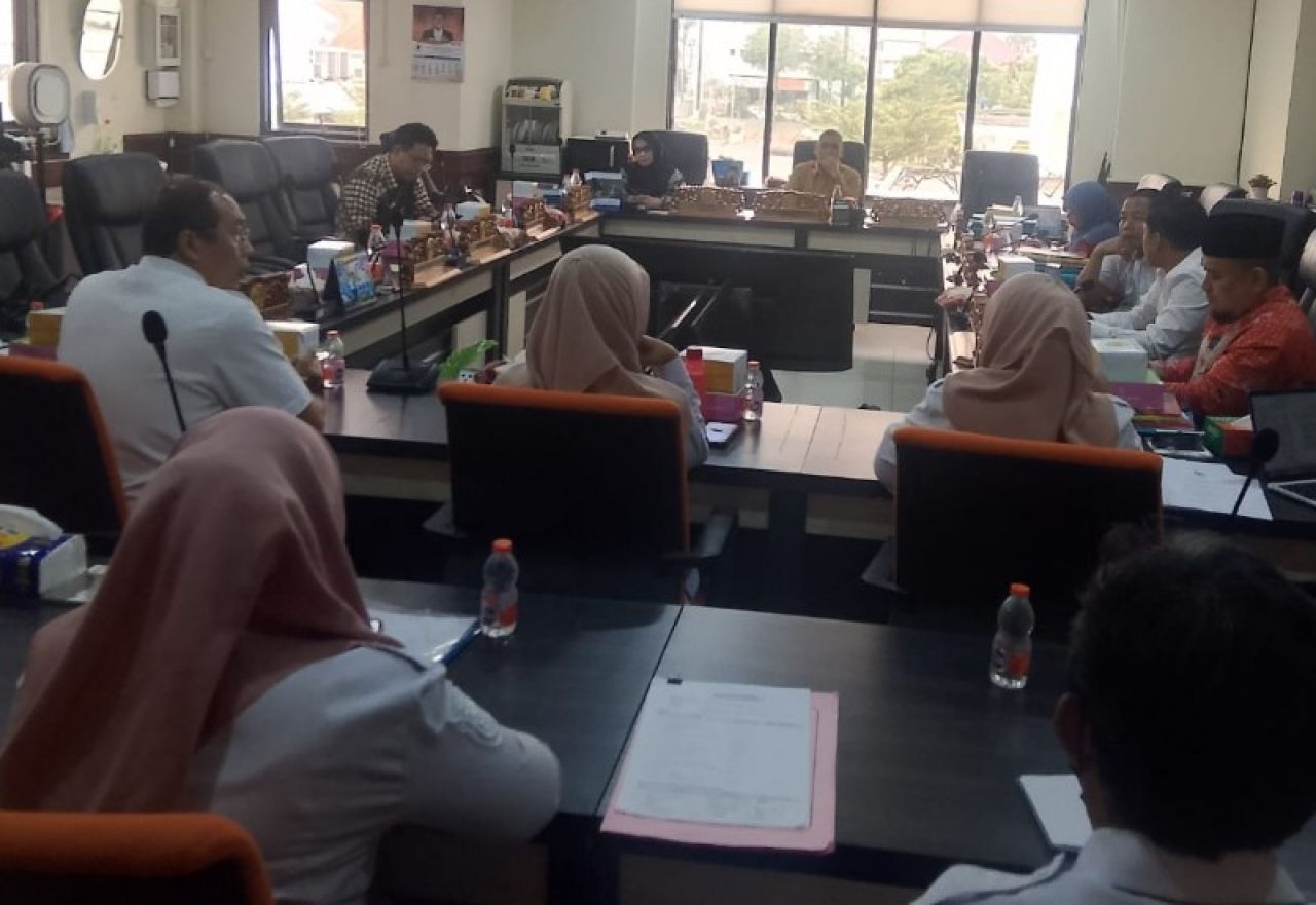 Komisi D DPRD Surabaya Desak Pencabutan Izin Usaha Tenan Es Krim Beralkohol di PTC