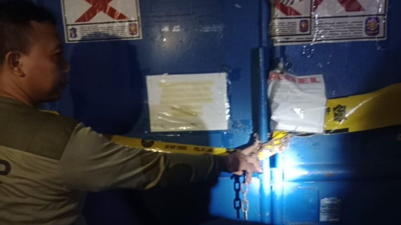 Gudang Sentoso Seal Diam-diam Produksi Saat Disegel, Pemkot Surabaya dan Polres Tanjung Perak Bertindak Cepat