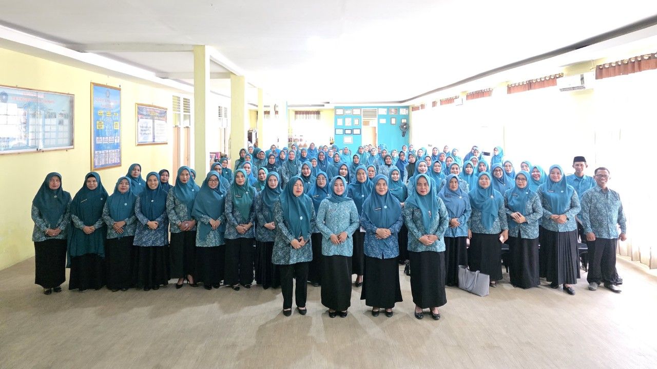 Tim PKK Kabupaten Jeneponto Gelar Arisan Perdana