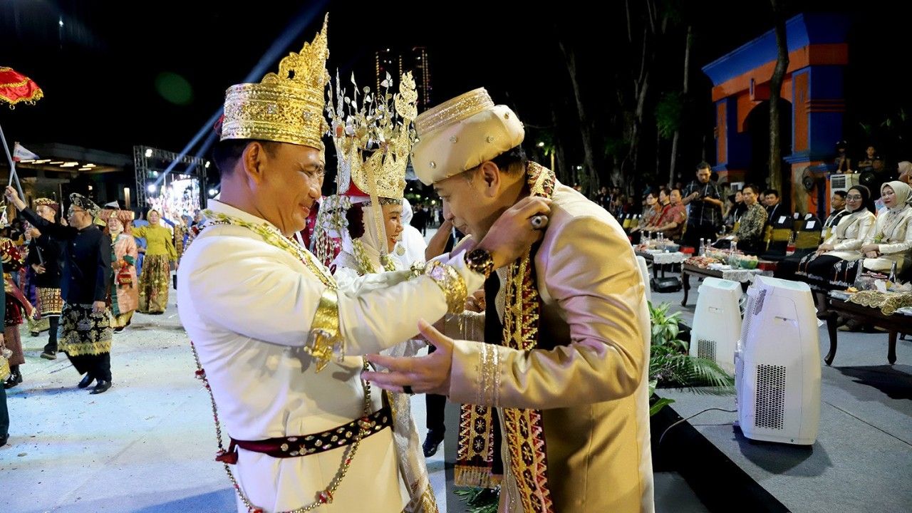Kemeriahan Karnaval Budaya Tutup Rangkaian Munas VII APEKSI 2025