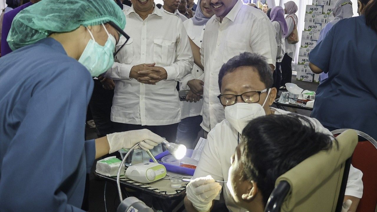 Sinergi Semarakkan HJKS ke-732, Pemkot Surabaya Gelar Baksos Terintegrasi dan Donor Darah Bersama PDGI