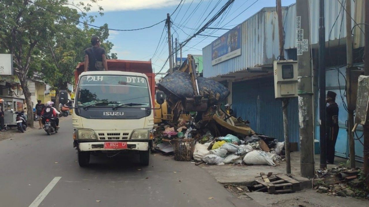 DLH Surabaya Gencarkan Edukasi dan Penegakan Perda Sampah, Warga Diminta Aktif Melapor