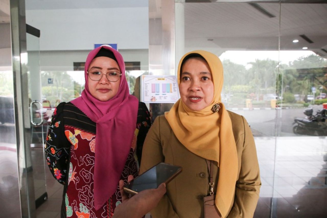 Gerak cepat Pemkot Surabaya saat terima aduan KDRT. (Kominfo Surabaya)