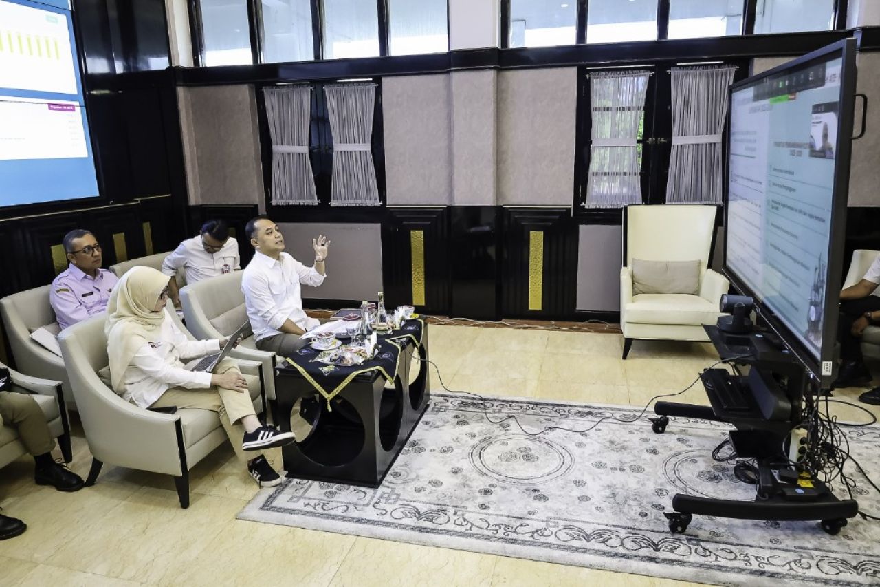 Transformasi Ekonomi Berbasis Digital, Pemkot Surabaya Komitmen Lindungi Masyarakat Dari Jerat Pinjol