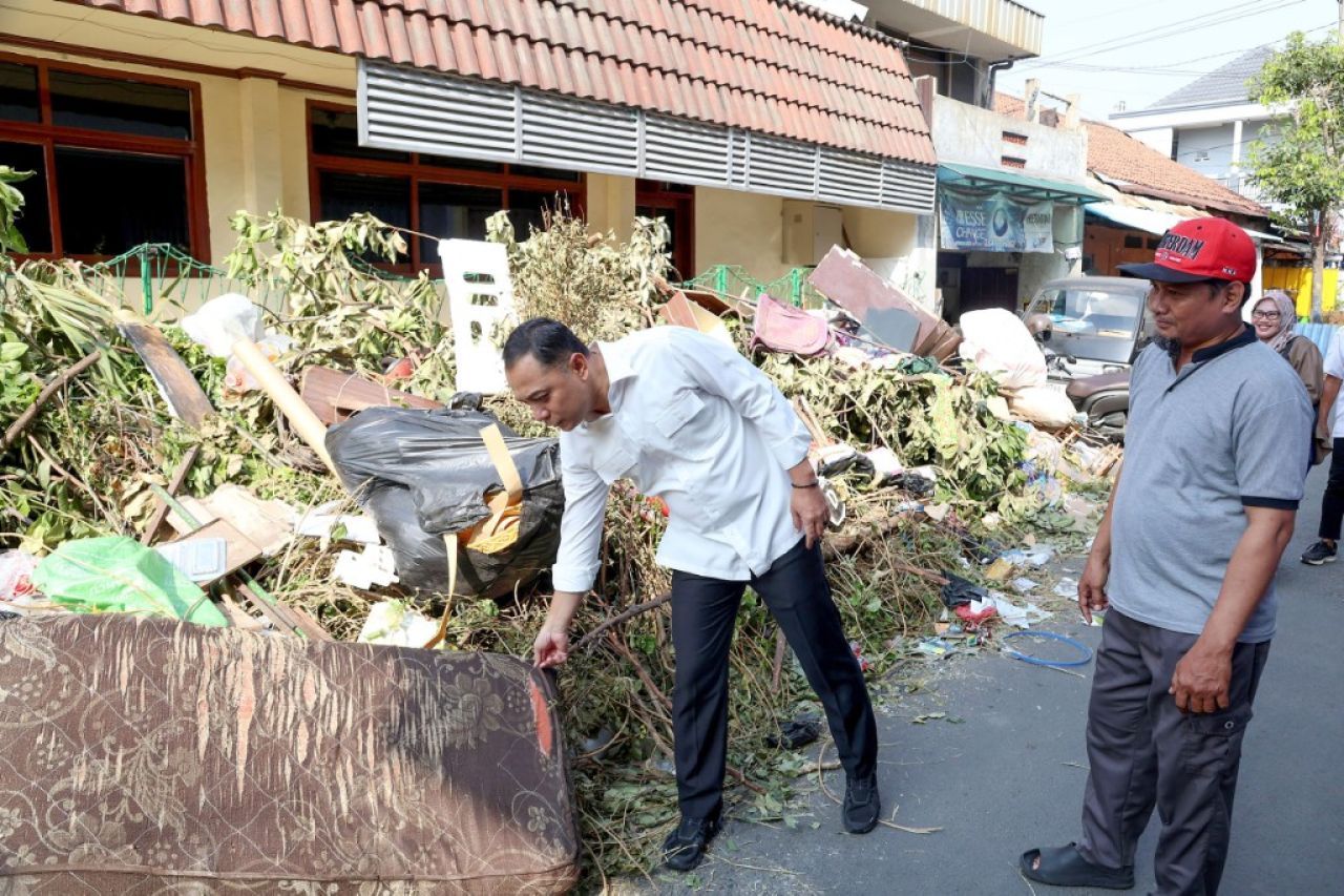 Eri Cahyadi tekankan tiga evaluasi kerja bhakti. (Mar)
