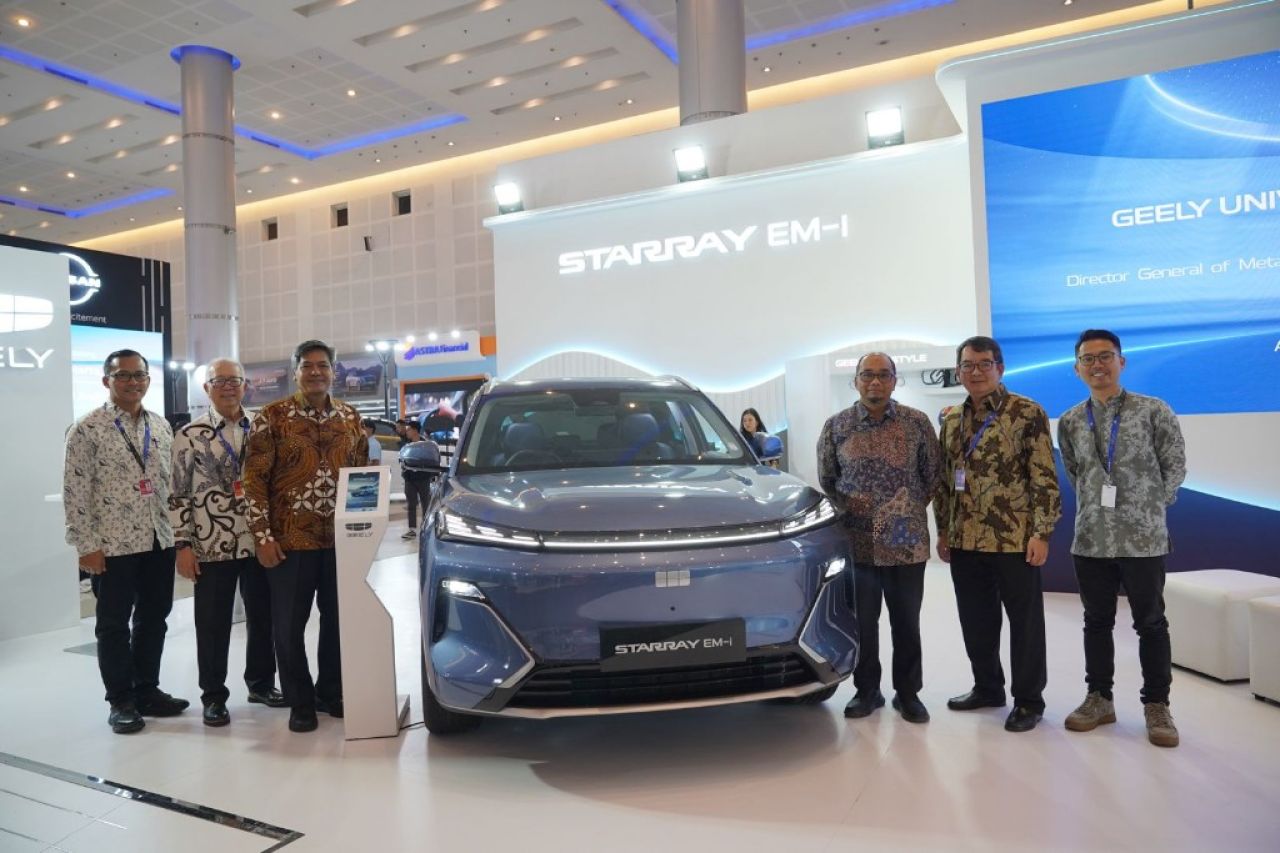 Geely Buka Pre-Book Starray EM-i di GIIAS Surabaya 2025, Hadirkan Geely Universe