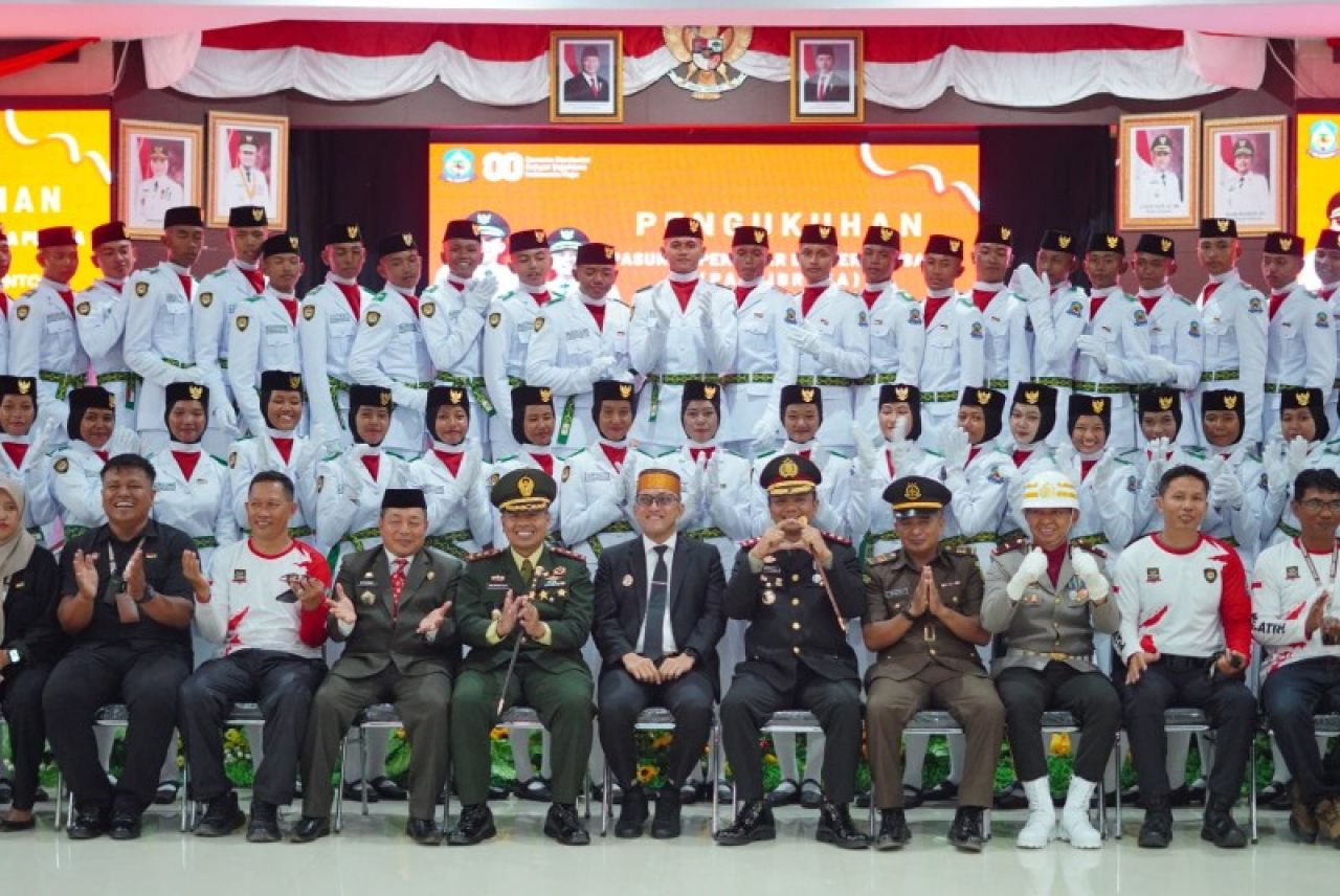 Pengukuhan Pasukan Pengibar Bendera (Paskibra) Kabupaten Jeneponto Tahun 2025
