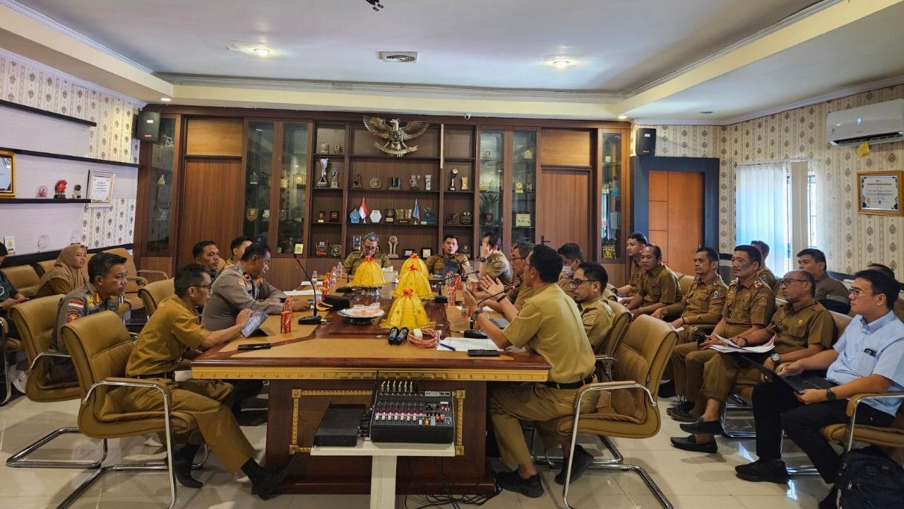 Responsif Terhadap Aspirasi Warga, Bupati Paris Yasir Menunda Pemberlakuan Kenaikan Tarif Pajak PBB P2