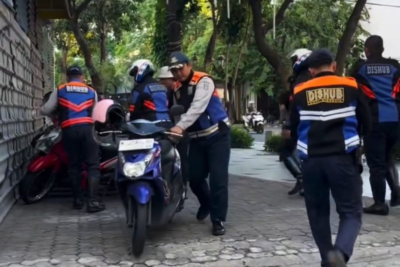 Pemkot Surabaya Sediakan Titik Parkir di Kawasan Wisata Tunjungan Romansa, Catat Lokasinya!