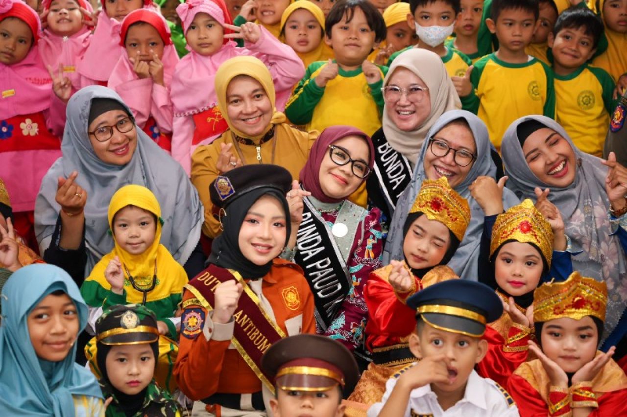 Satpol PP goes to PAUD (Kominfo Surabaya